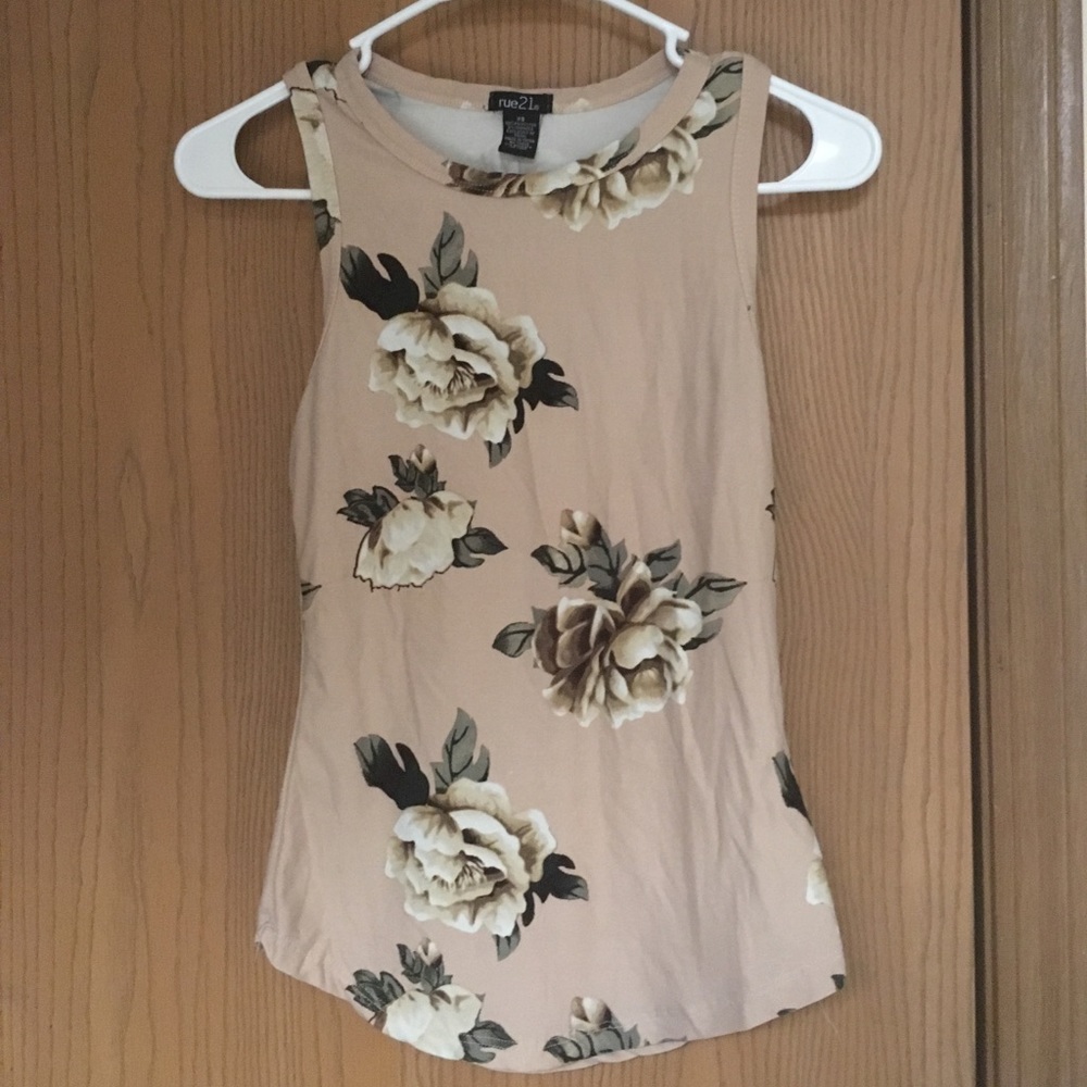 Floral top